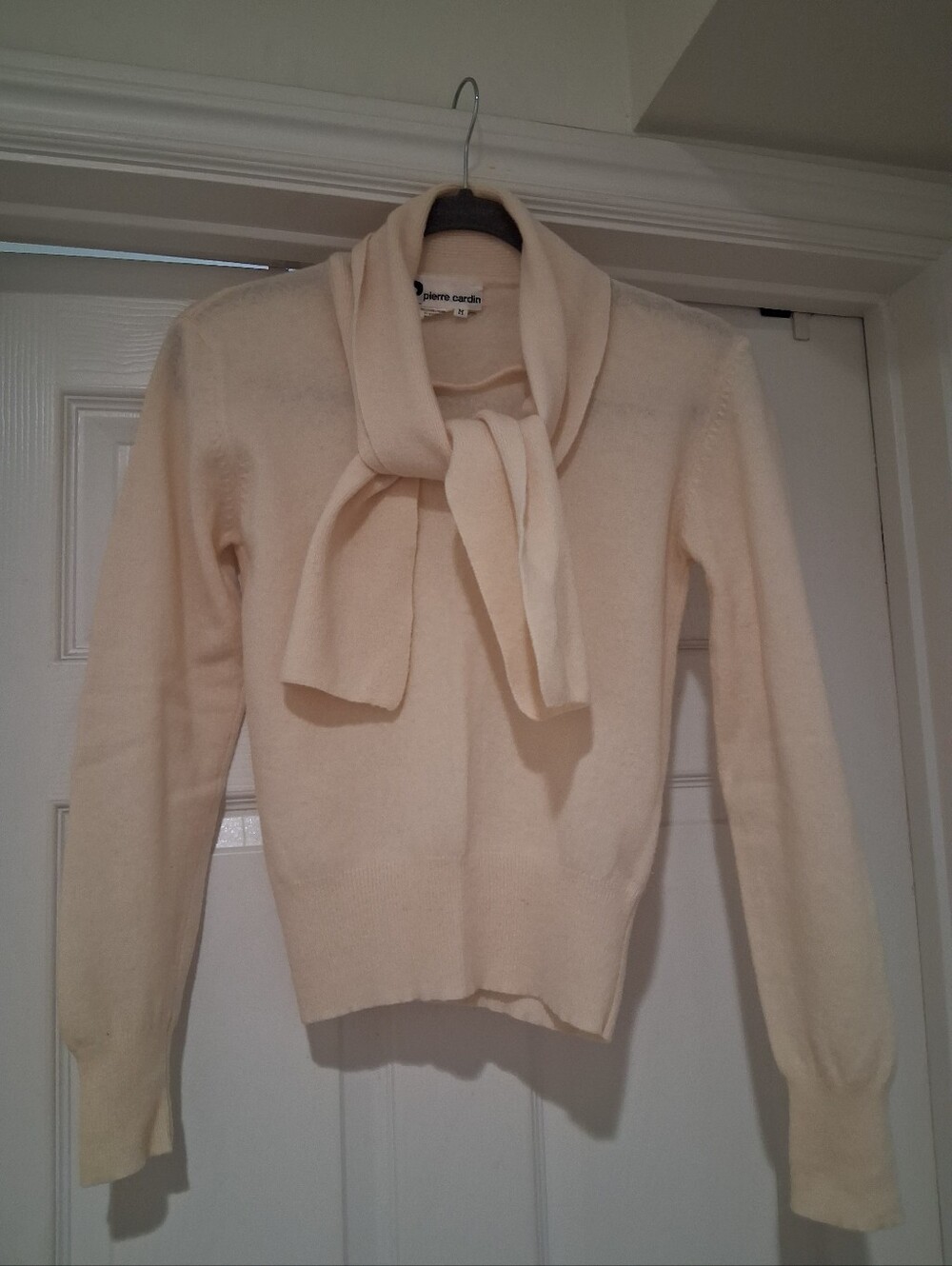 Vtg Pierre Cardin Sweater Creme
